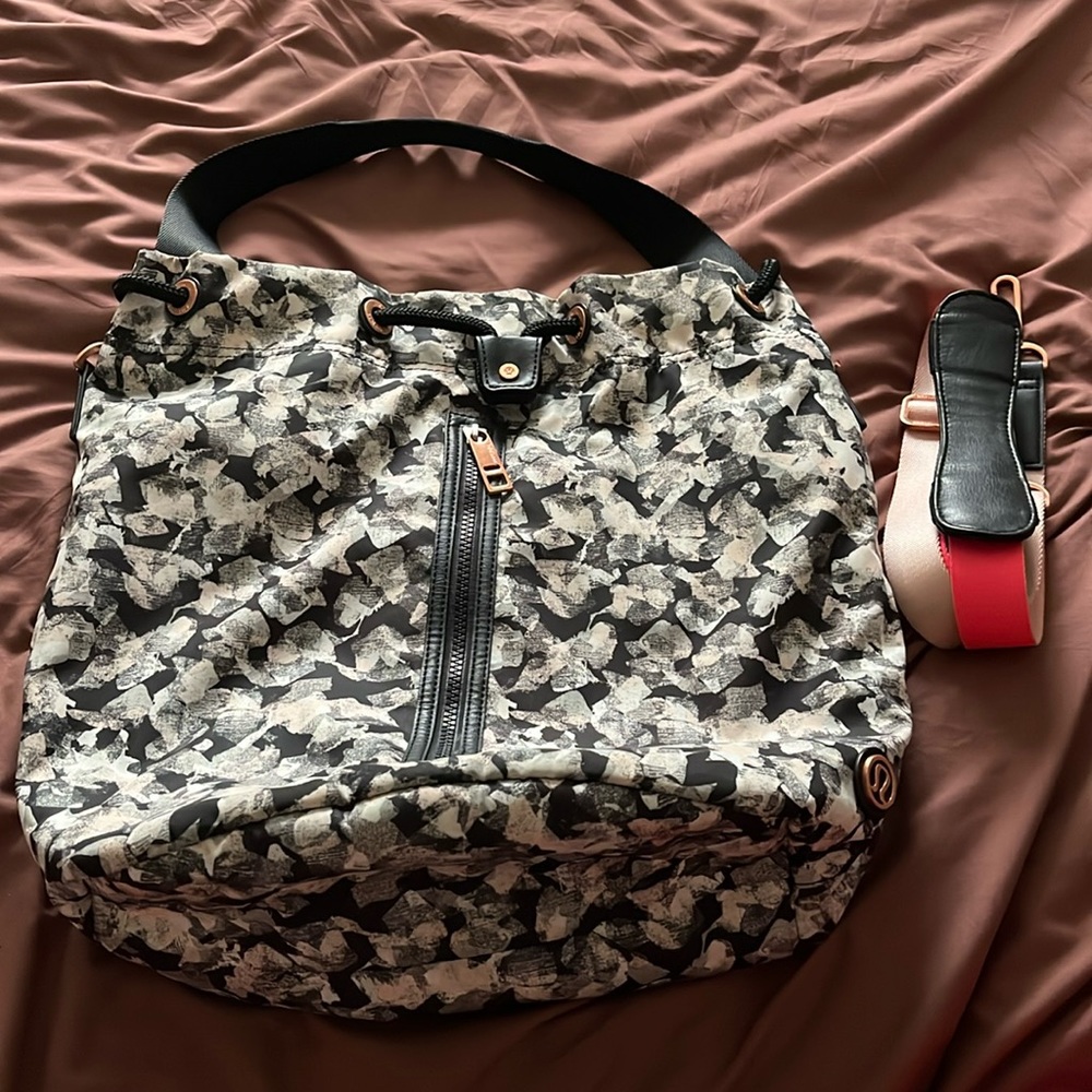 Vintage lulu lemon tote